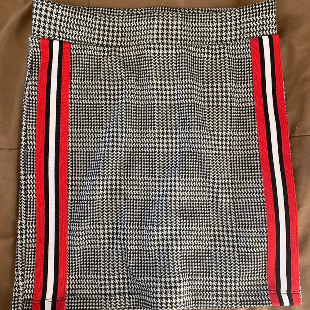 Plaid print tight body curve skirt